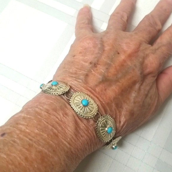 TURQUOISE & 925 STERLING SILVER CONCHO BRACELET, 7"- 8.5" EUC J#59 - Picture 6 of 7